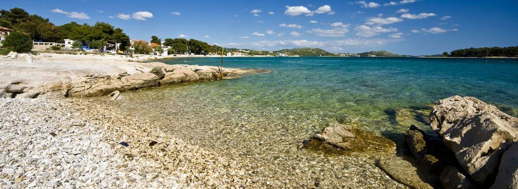 Apartments Dakovic Pakoštane エクステリア 写真