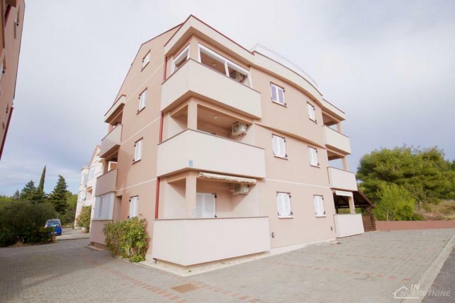Apartments Dakovic Pakoštane エクステリア 写真