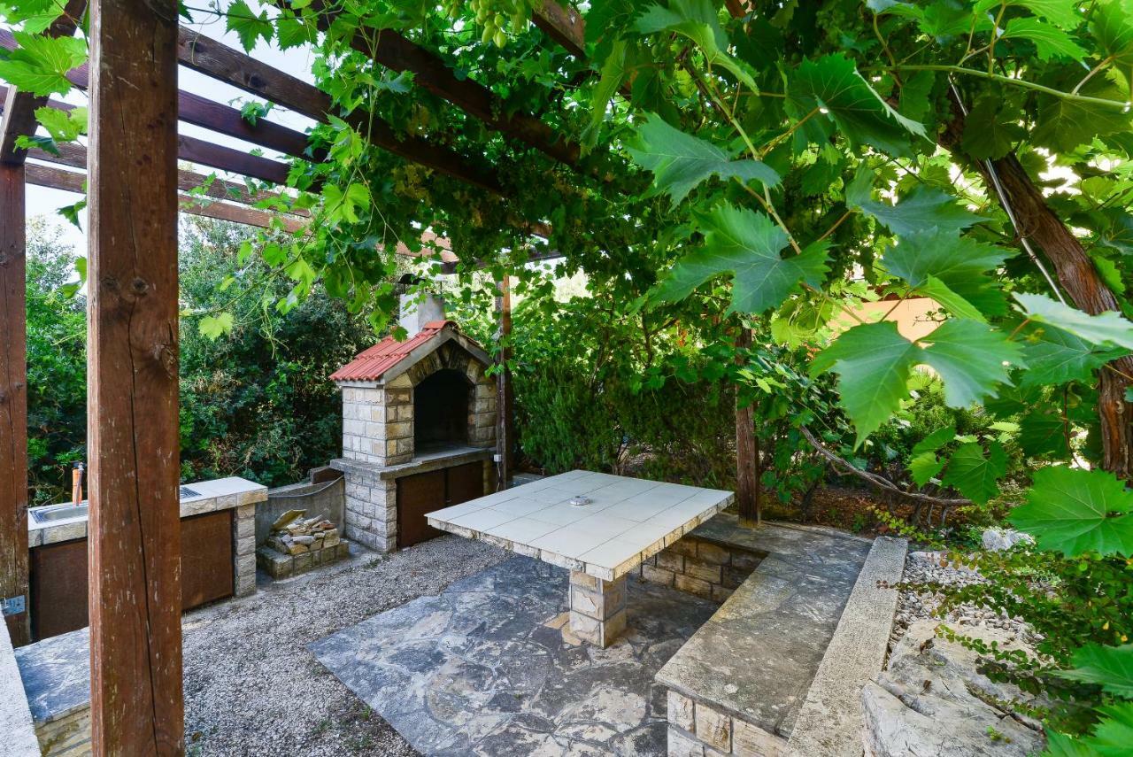 Apartments Dakovic Pakoštane エクステリア 写真